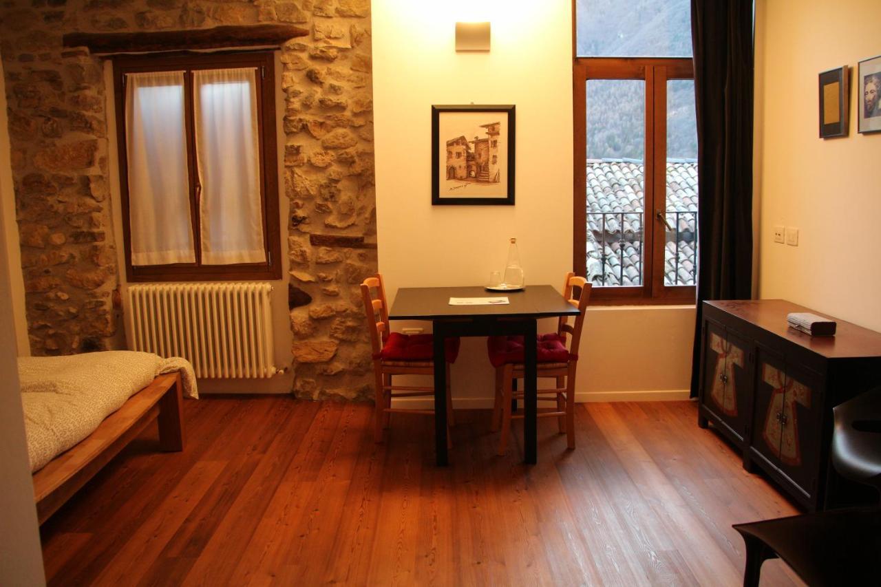 La Piazzetta Di Canale B&B Tenno Exterior photo